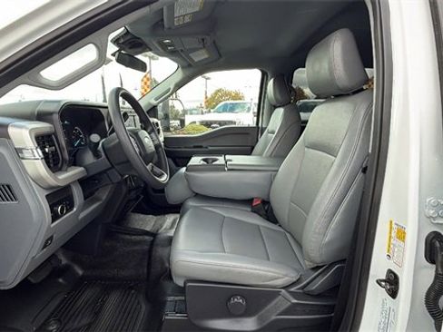 Used 2024 Ford F350 XL image 33