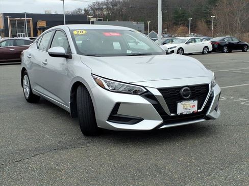 Certified 2020 Nissan Sentra S image 3