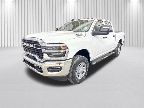 New 2026 RAM 2500 Tradesman AWD/4WD image 10