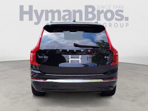 Used 2024 Volvo XC90 B6 Plus w/ Protection Package Premier image 4