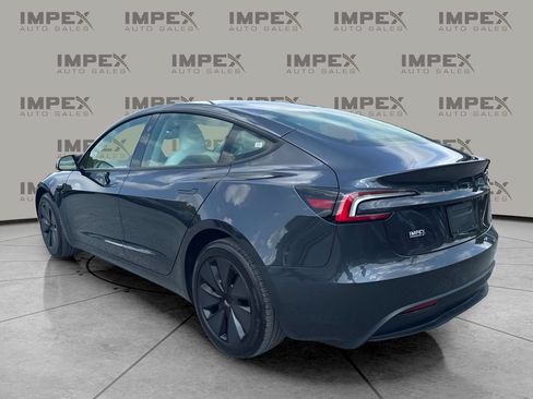 Used 2025 Tesla Model 3 Long Range RWD image 3