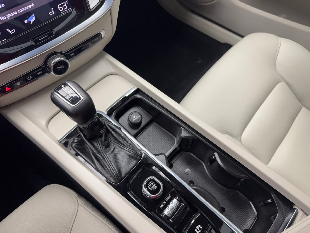 Used 2020 Volvo S60 T6 Momentum w/ Premium Package AWD/4WD image 46
