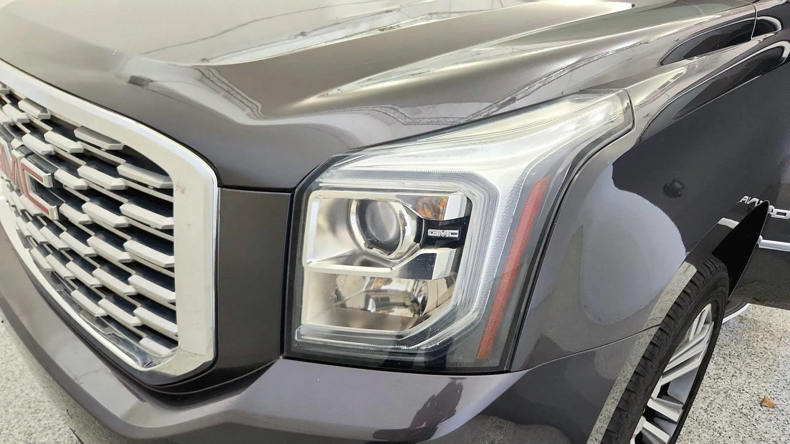 Used 2018 GMC Yukon Denali AWD/4WD image 38
