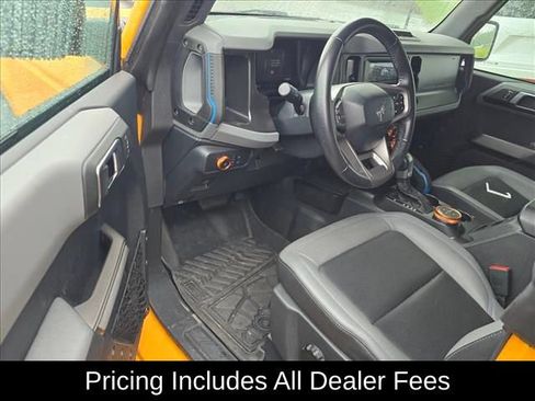 Used 2022 Ford Bronco Black Diamond AWD/4WD image 3