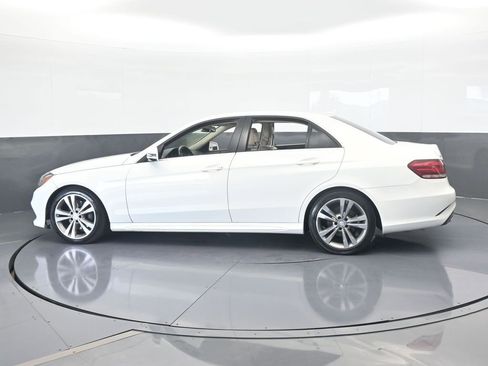 Used 2014 Mercedes-Benz E 350 Sedan image 3