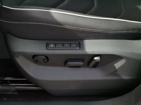 Certified 2024 Volkswagen Tiguan SEL R-Line AWD/4WD image 20