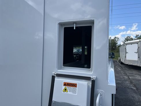 New 2025 Chevrolet Express 3500 w/ Power Convenience Package image 20