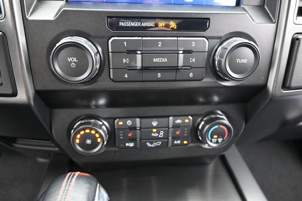 Used 2019 Ford F150 XLT w/ Equipment Group 302A Luxury AWD/4WD image 17