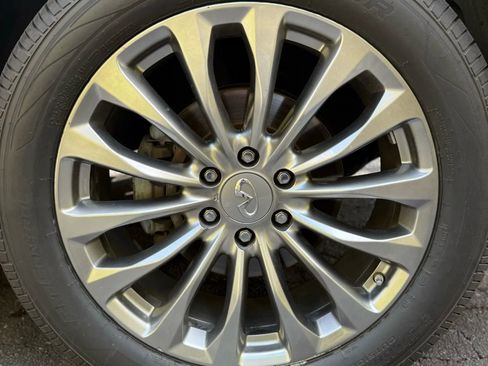 Used 2017 INFINITI QX80 2WD w/ Driver Assistance Package image 38