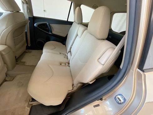 Used 2012 Toyota RAV4 4WD V6 w/ Upgrade Value Pkg image 21