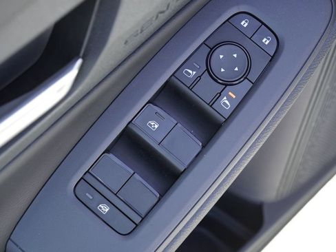 New 2026 Nissan Sentra SV FWD image 9