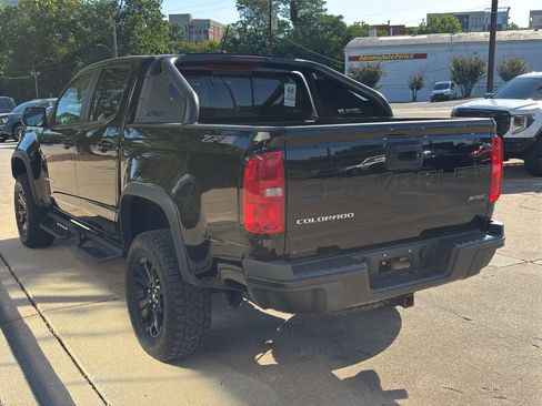 Used 2021 Chevrolet Colorado ZR2 w/ ZR2 Midnight Special Edition AWD/4WD image 5