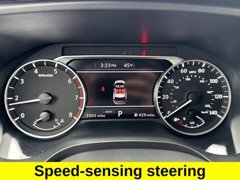 Certified 2025 Nissan Rogue SV image 21