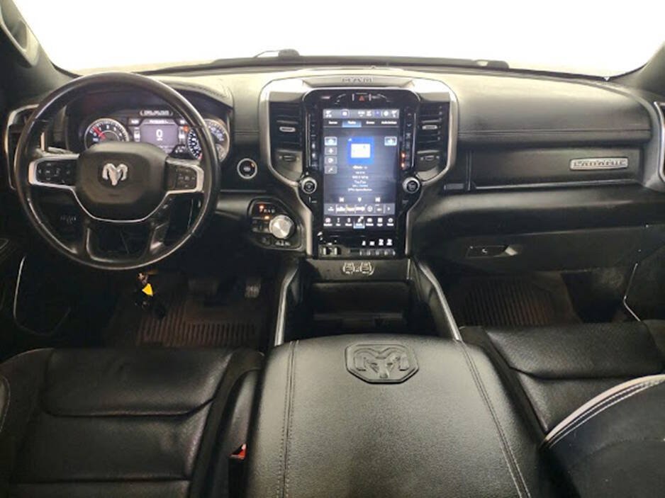 Used 2023 RAM 1500 Laramie AWD/4WD image 16