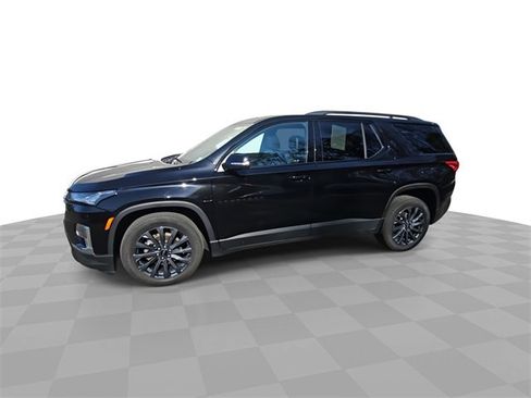 Certified 2023 Chevrolet Traverse RS image 4