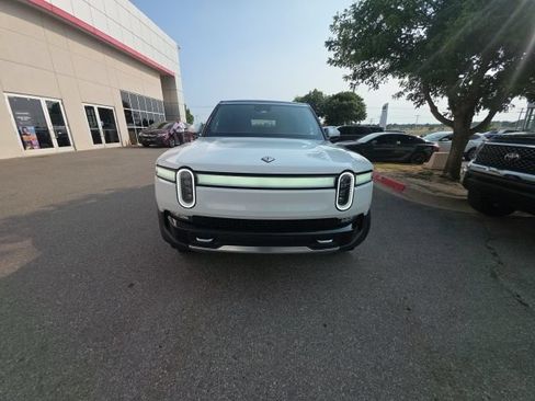 Used 2023 Rivian R1S Adventure AWD/4WD image 3