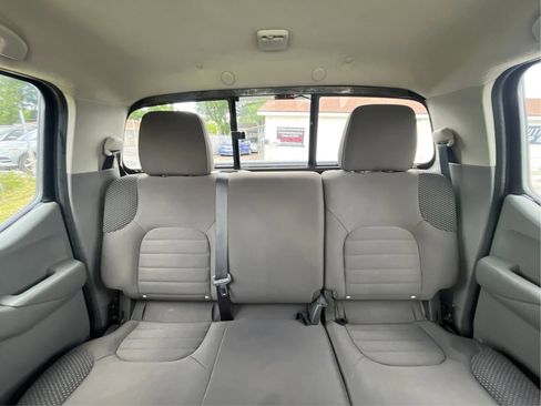 Used 2015 Nissan Frontier Desert Runner RWD image 20