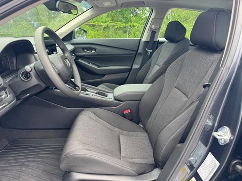 Certified 2026 Honda Accord SE image 19