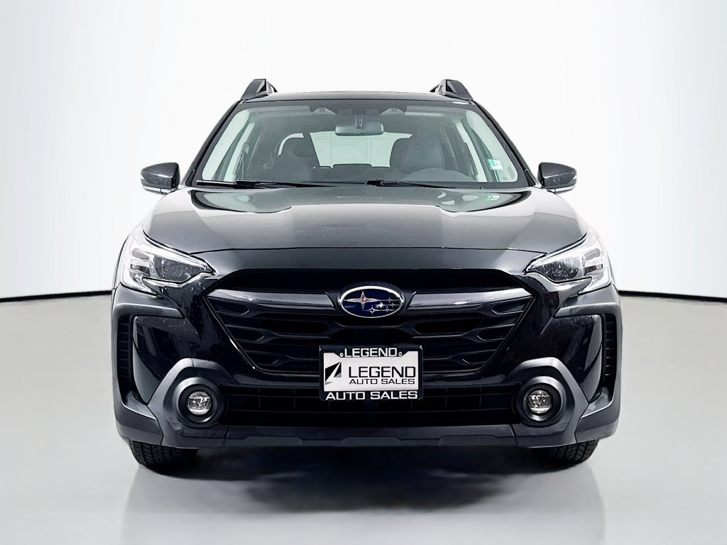 Used 2023 Subaru Outback Premium AWD/4WD image 3