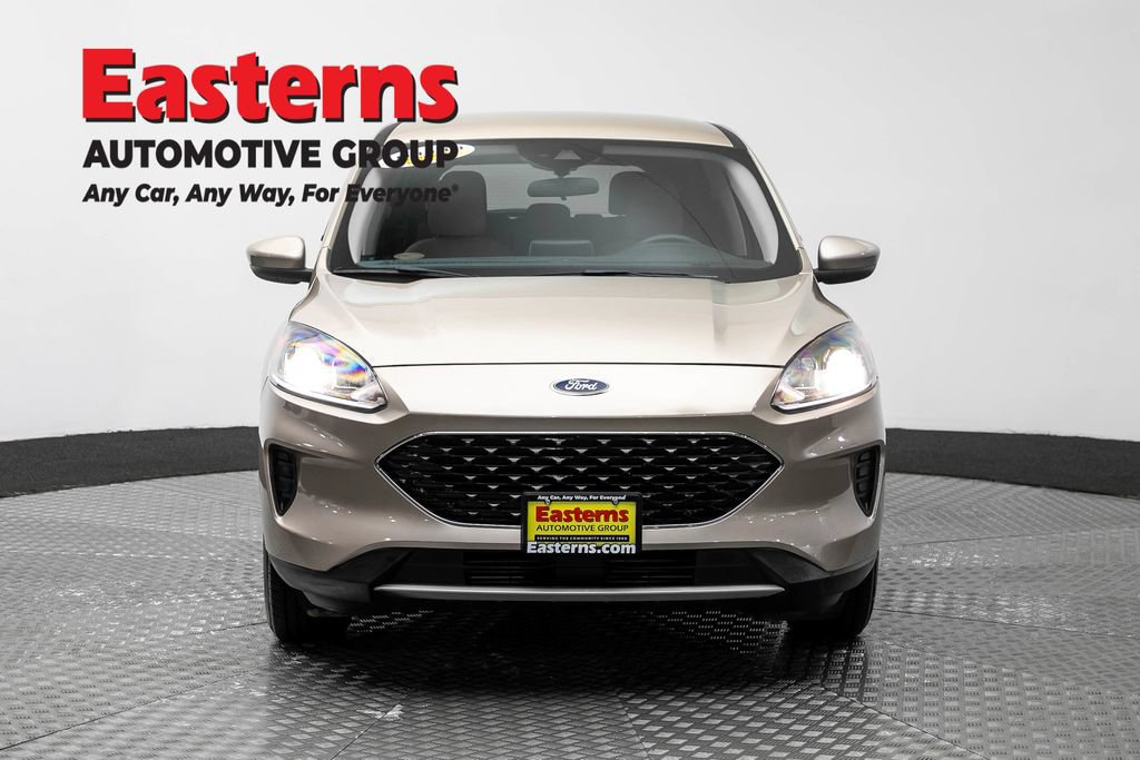 Used 2020 Ford Escape SE AWD/4WD image 3