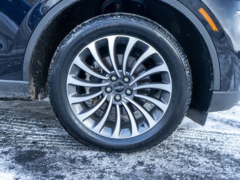 Used 2024 Lincoln Aviator Reserve image 11