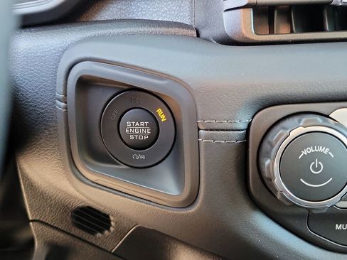 New 2026 Jeep Wrangler Unlimited Rubicon w/ Technology Group image 10