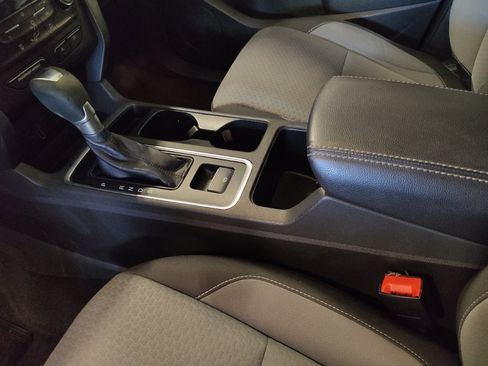 Used 2017 Ford Escape SE FWD image 26