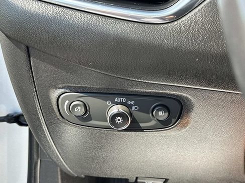 Certified 2021 Chevrolet Equinox LT AWD/4WD image 16