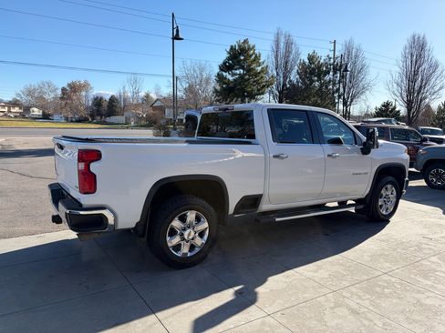 Used 2021 Chevrolet Silverado 2500 LTZ image 33