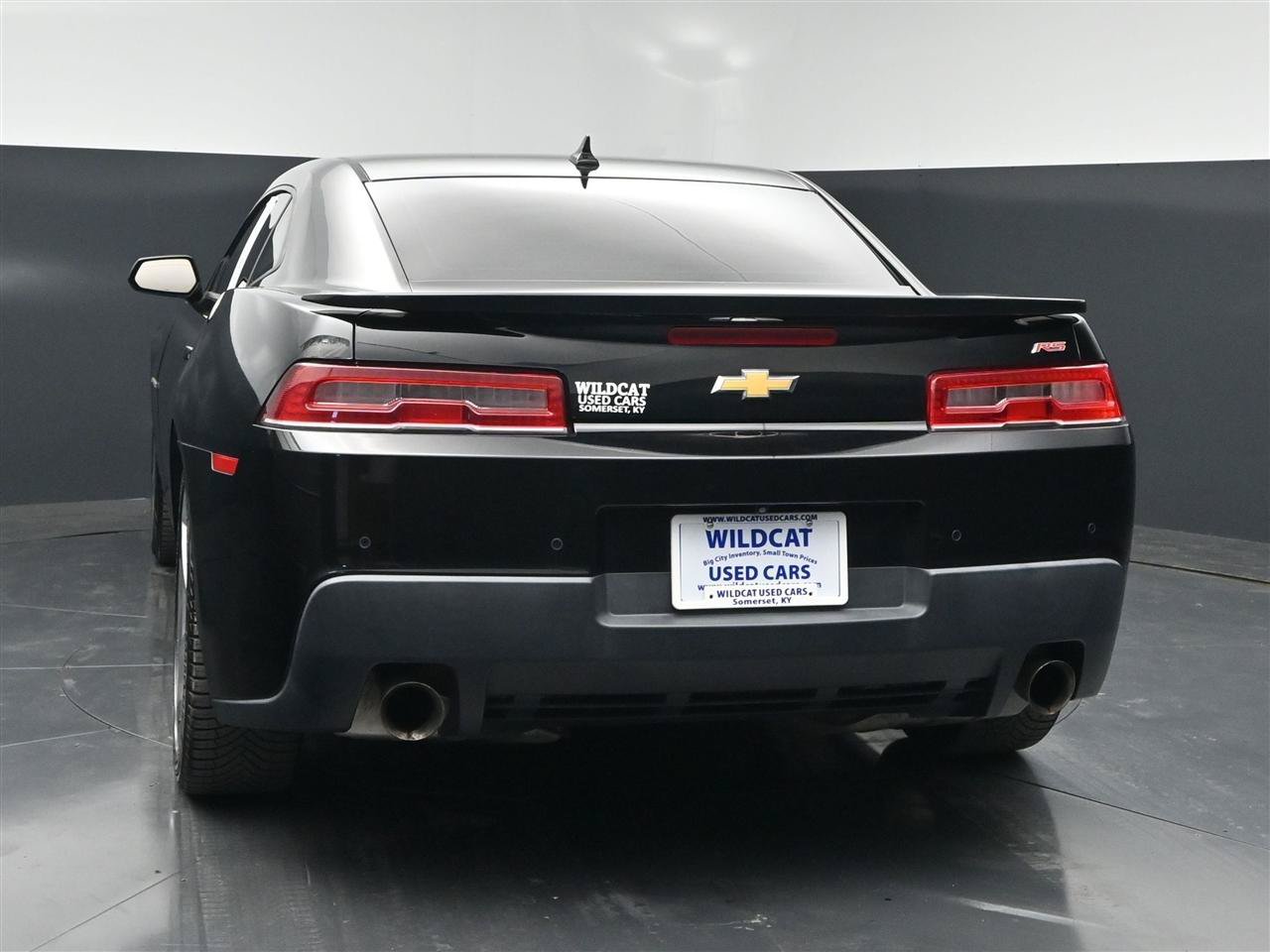 Used 2015 Chevrolet Camaro LT w/ RS Package RWD image 7