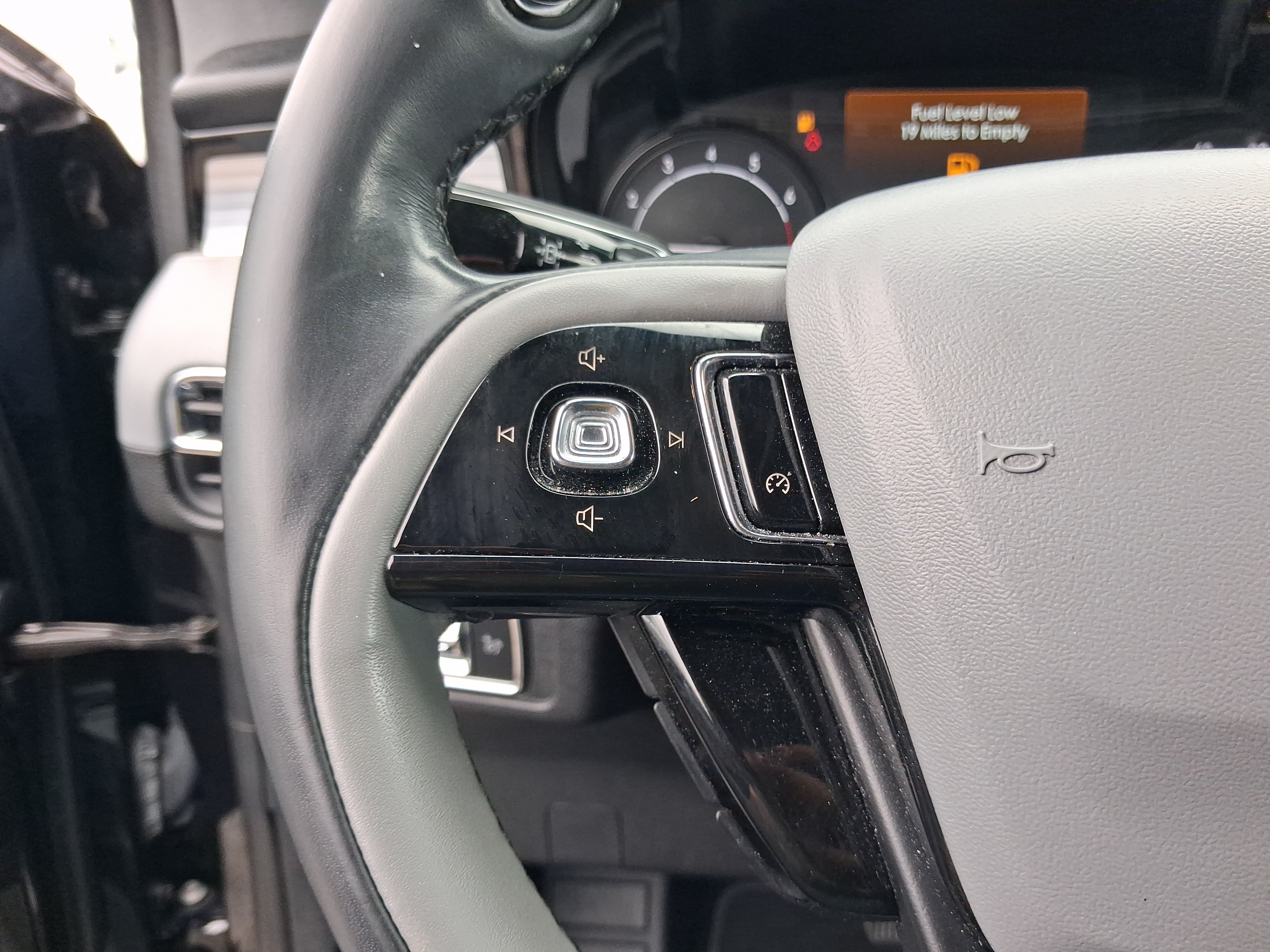 Used 2021 Lincoln Corsair FWD image 17