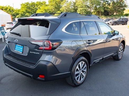 Used 2024 Subaru Outback Premium AWD/4WD image 14