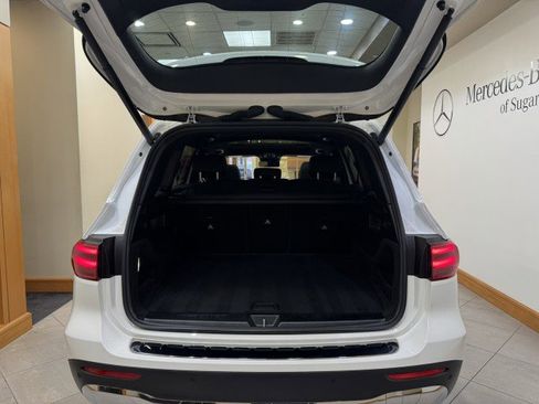 Certified 2025 Mercedes-Benz GLB 250 image 25