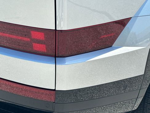 New 2024 Hyundai Santa Fe Calligraphy FWD image 12
