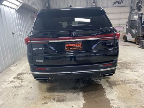 Used 2025 Buick Enclave Preferred image 6
