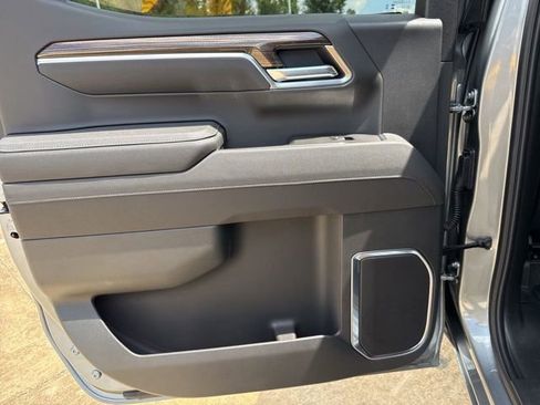 New 2026 Chevrolet Silverado 1500 LT image 18