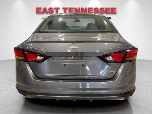 Used 2025 Nissan Altima 2.5 SV AWD/4WD image 4
