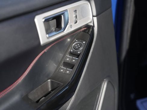 Used 2022 Ford Explorer ST-Line image 29