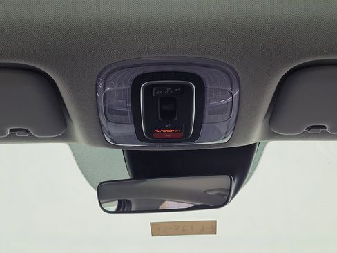 New 2025 Hyundai Elantra Limited image 8