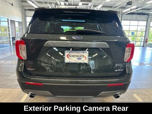 Used 2023 Ford Explorer XLT w/ Equipment Group 202A AWD/4WD image 15