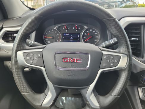 Used 2023 GMC Acadia SLE w/ Driver Convenience Package FWD image 19