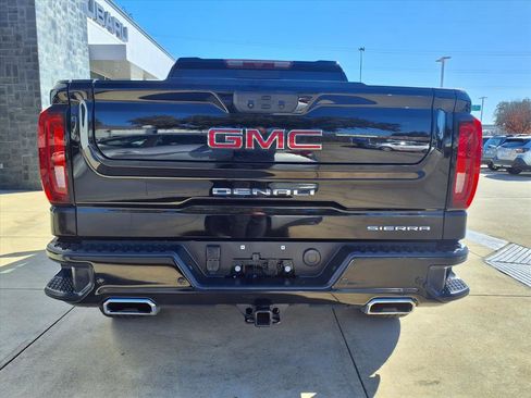 Used 2024 GMC Sierra 1500 Denali image 6