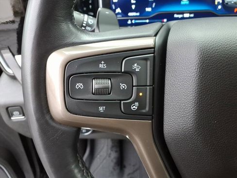 Certified 2022 Chevrolet Silverado 1500 High Country w/ High Country Premium Package image 19