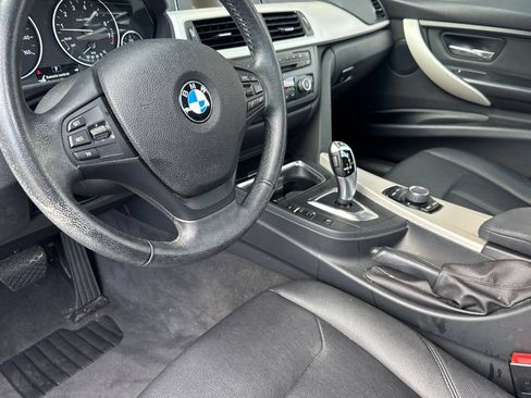 Used 2015 BMW 320i xDrive Sedan AWD/4WD image 7