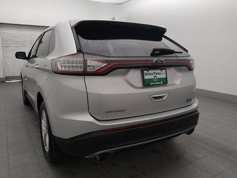 Used 2018 Ford Edge SEL w/ Ford Safe & Smart Package FWD image 5