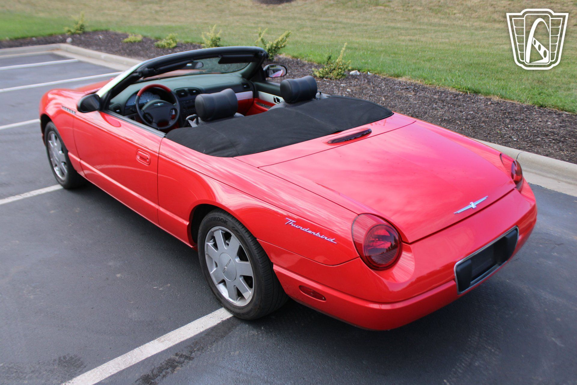 Used 2002 Ford Thunderbird RWD image 12