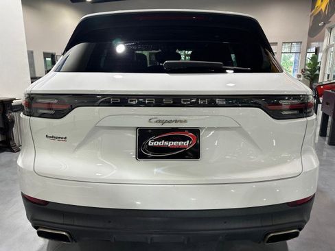 Used 2019 Porsche Cayenne AWD/4WD image 33