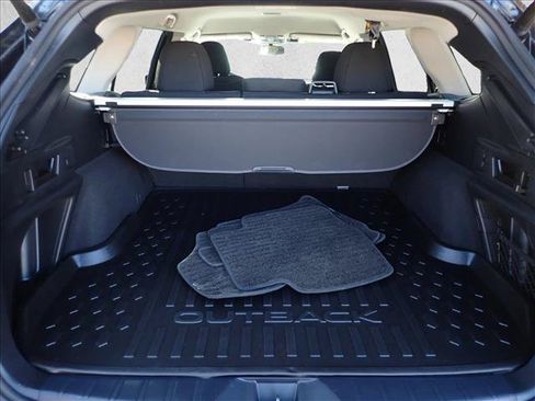 Certified 2025 Subaru Outback Premium AWD/4WD image 8