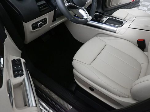 New 2026 Mercedes-Benz GLA 250 GLA 250 image 7