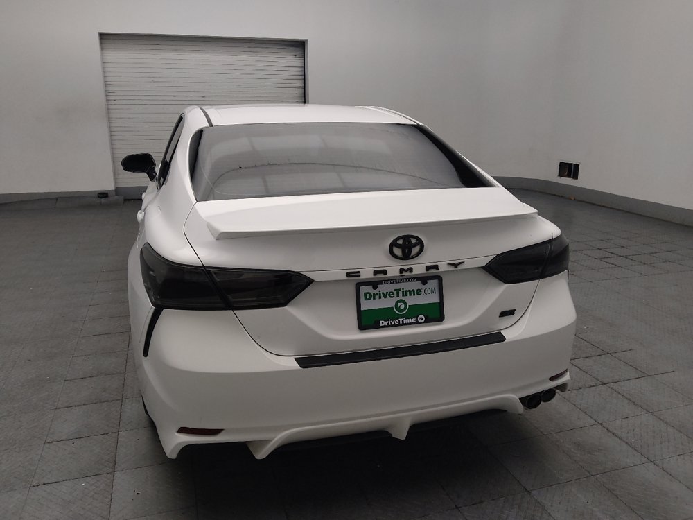 Used 2018 Toyota Camry SE FWD image 6